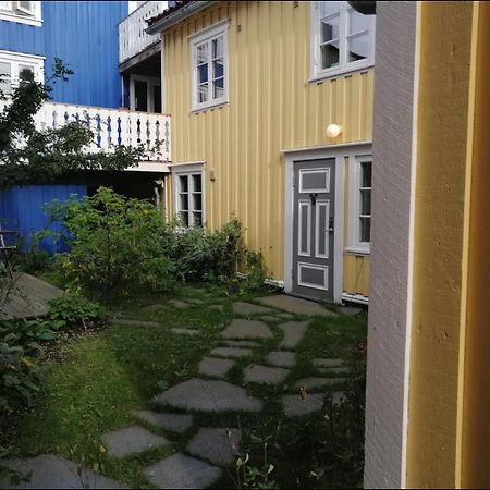 Sjarmerende Historisk Leilighet Midt I Tromsø Exterior foto
